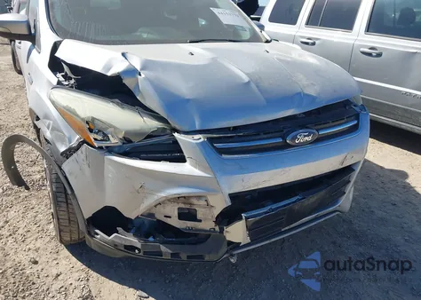 2013 Ford Escape Titanium z USA, uszkodzony, nr VIN 1FMCU0J94DUC93068